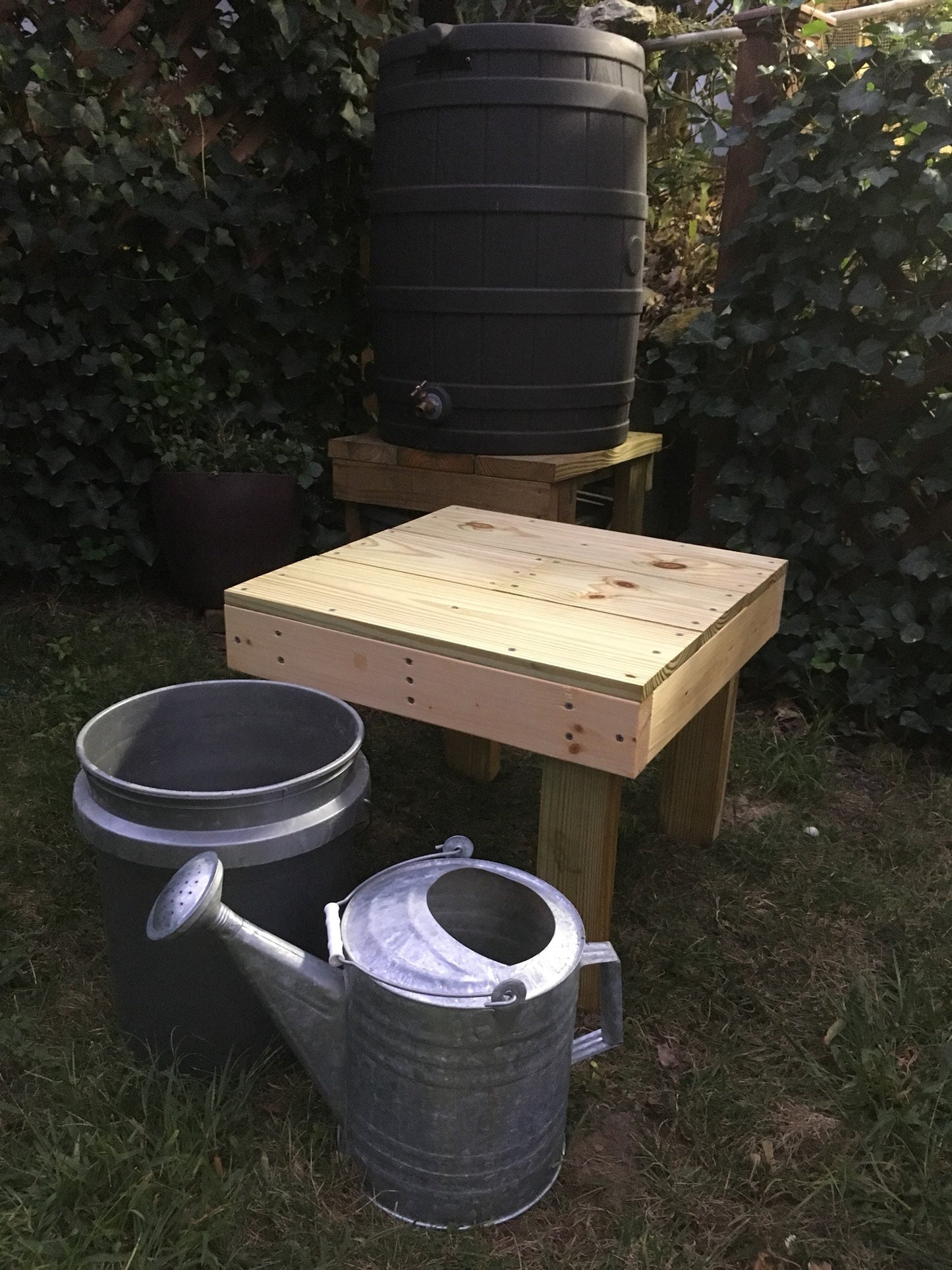 Rain barrel stand - solid wood